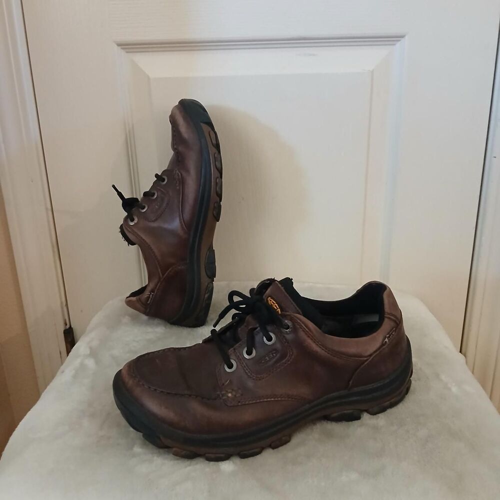 Brown Distressed Leather Keen Hiking Shoes Mens 9.5 Gorpcore Utility Rugged